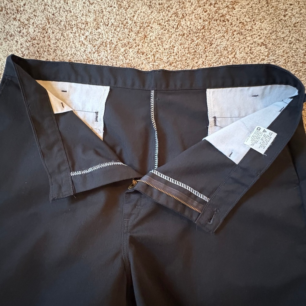 Dickies Work Shorts Mens 40 Black Utility Tool Multi Pocket Workwear W741570 EUC - Picture 4 of 13